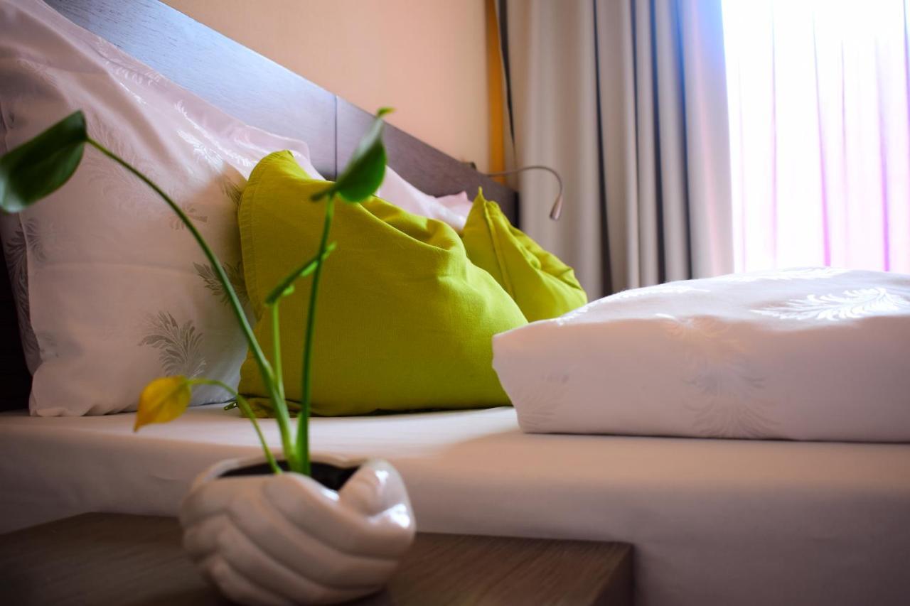 Hotel Kube Folgaria Zewnętrze zdjęcie