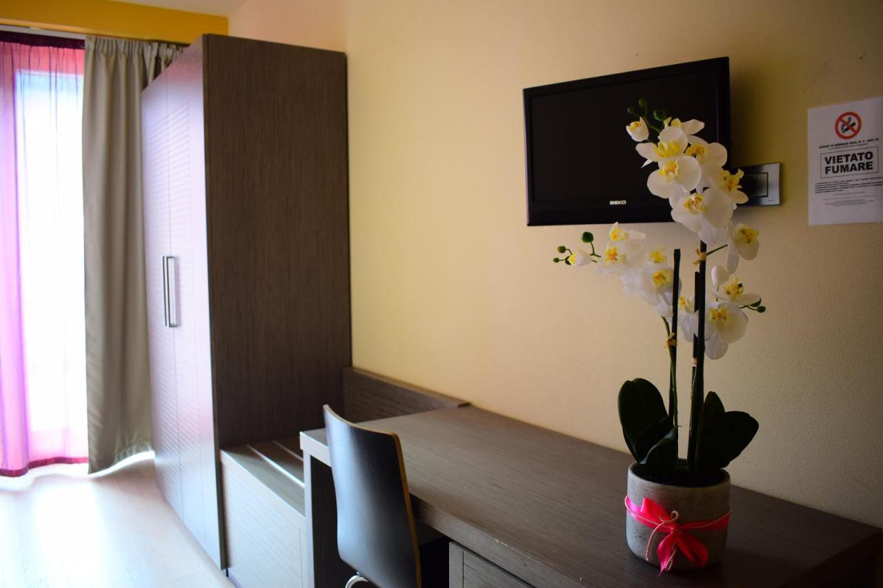 Hotel Kube Folgaria Zewnętrze zdjęcie
