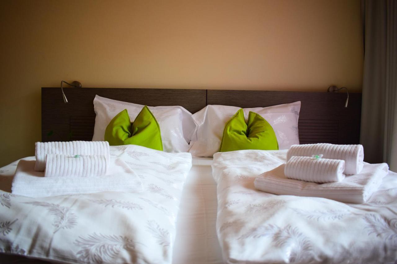 Hotel Kube Folgaria Zewnętrze zdjęcie