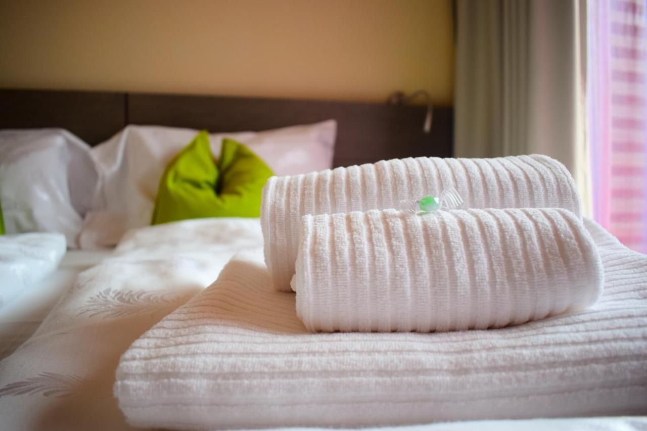 Hotel Kube Folgaria Zewnętrze zdjęcie